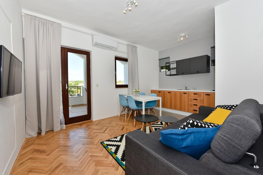 פטרצ'אנה Mediterraneo Garden Apartments מראה חיצוני תמונה