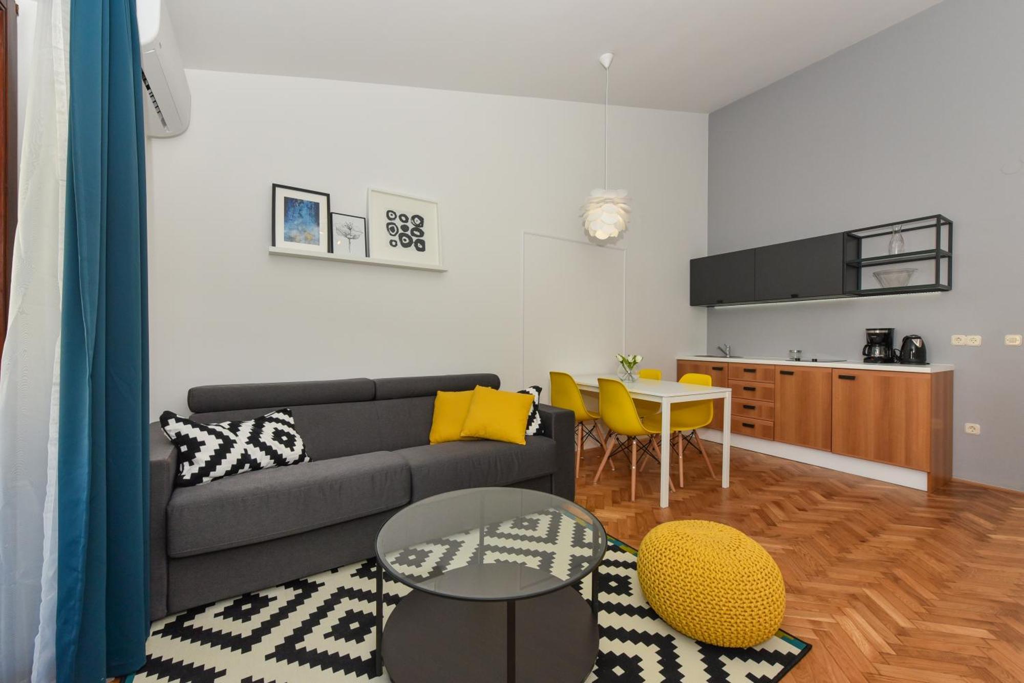 פטרצ'אנה Mediterraneo Garden Apartments מראה חיצוני תמונה