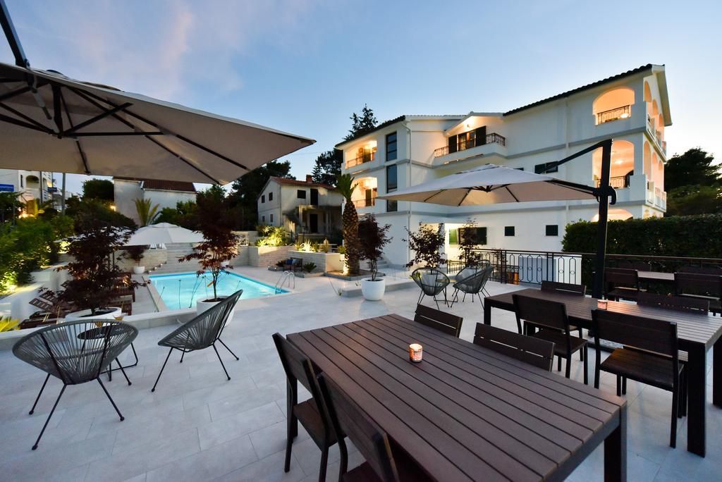 פטרצ'אנה Mediterraneo Garden Apartments מראה חיצוני תמונה