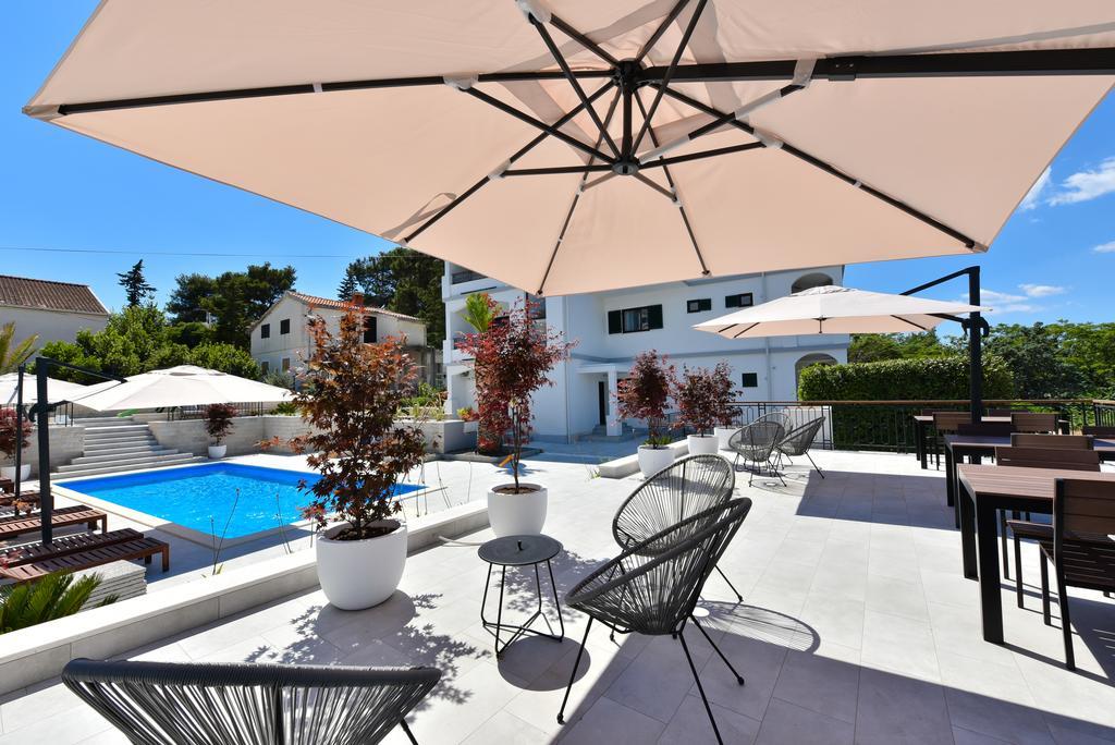 פטרצ'אנה Mediterraneo Garden Apartments מראה חיצוני תמונה