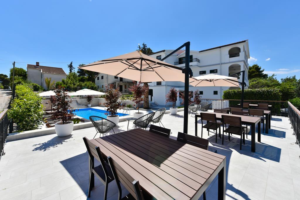 פטרצ'אנה Mediterraneo Garden Apartments מראה חיצוני תמונה